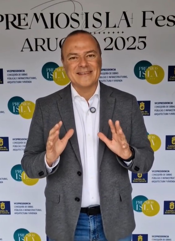 El vicepresidente primero del Cabildo de Gran Canaria, Augusto Hidalgo, reconoce a los Premios Isla como un referente en la creación de contenido en Canarias